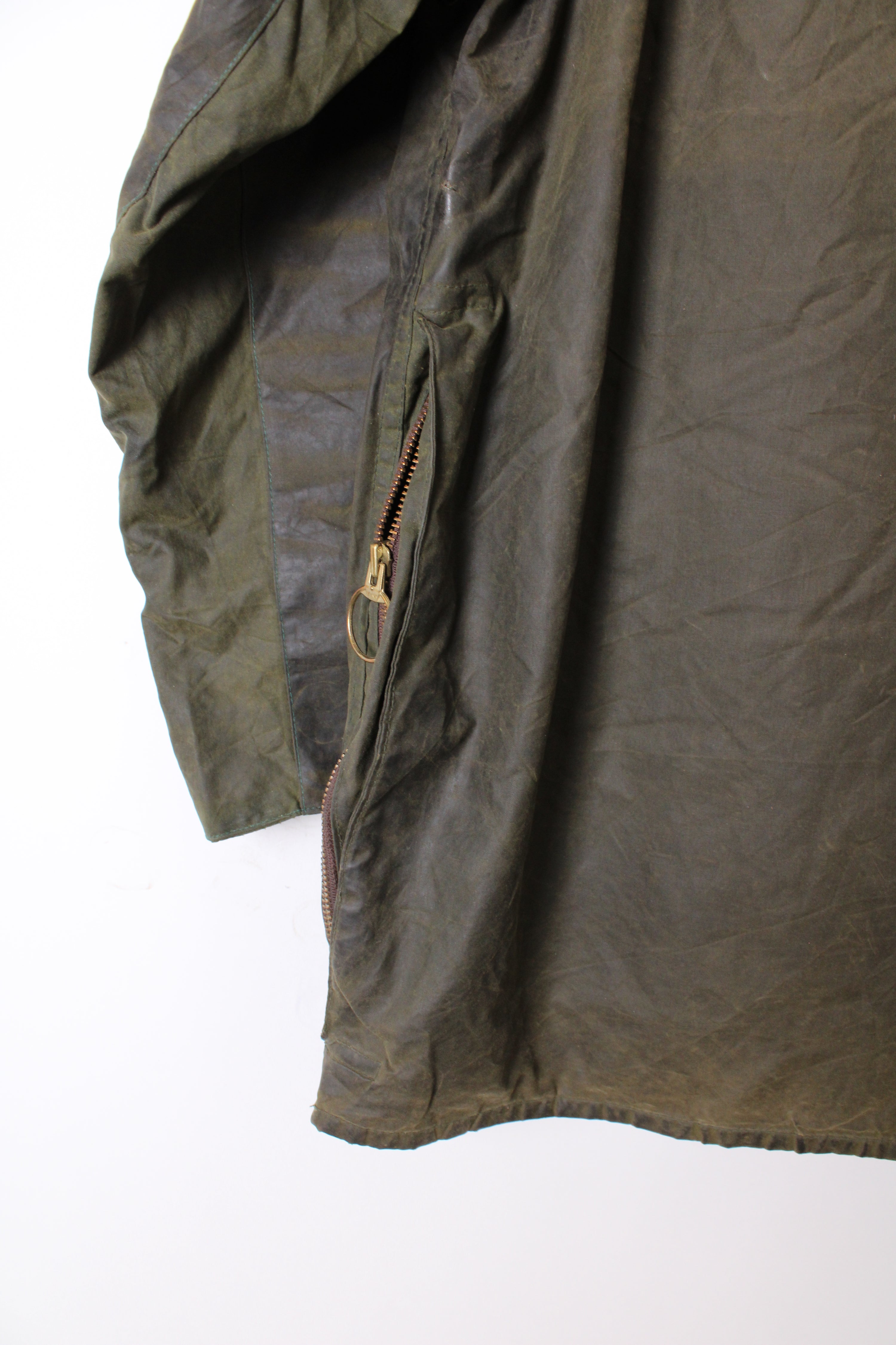 BARBOUR BEAUFORT VINTAGE 2 CREST WAXED JACKET GREEN - M/L