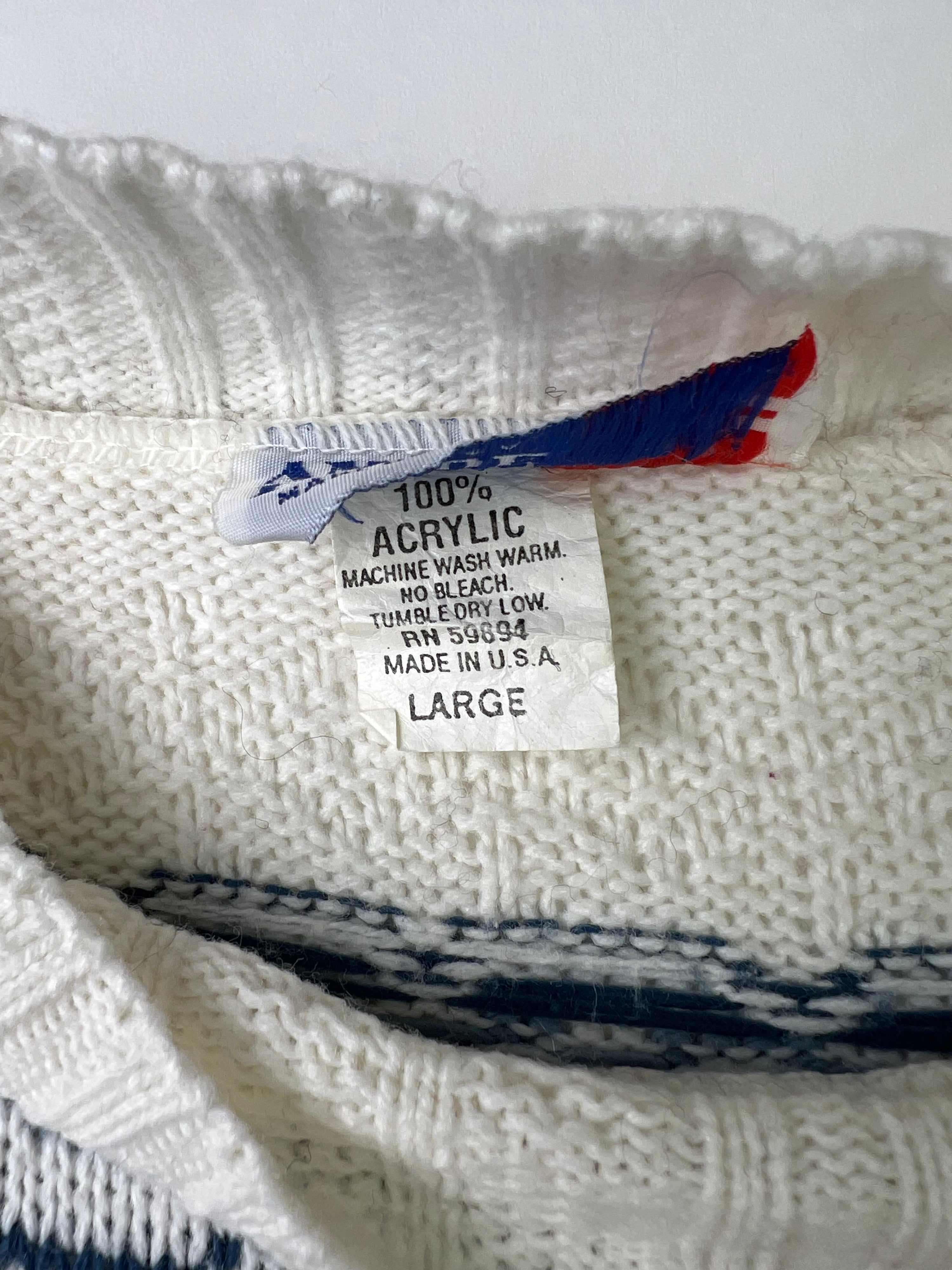 VINTAGE SWEATER CRAZY PATTERN KNIT WHITE MADE IN USA - XS