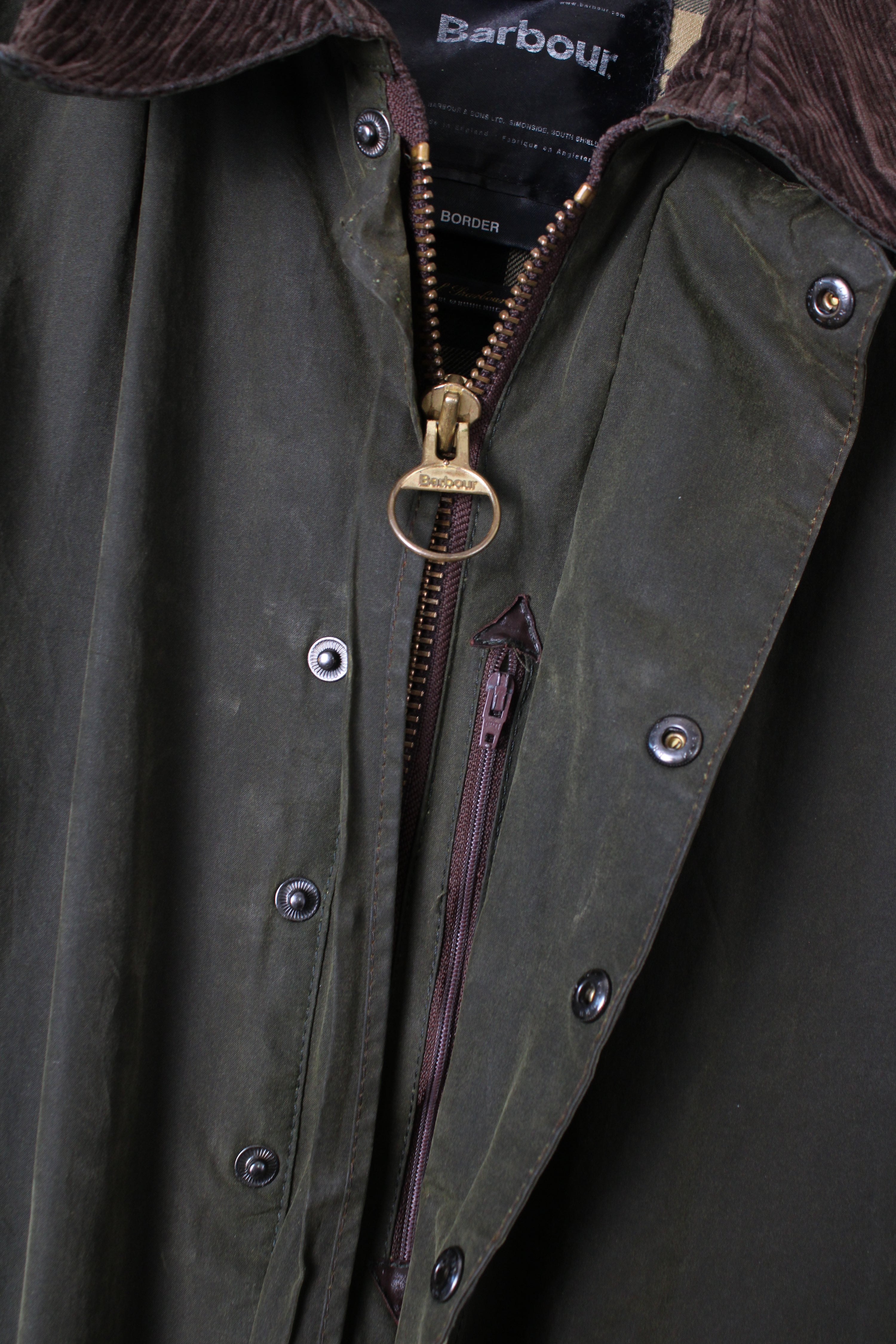 BARBOUR BORDER WAXED JACKET GREEN - L/XL