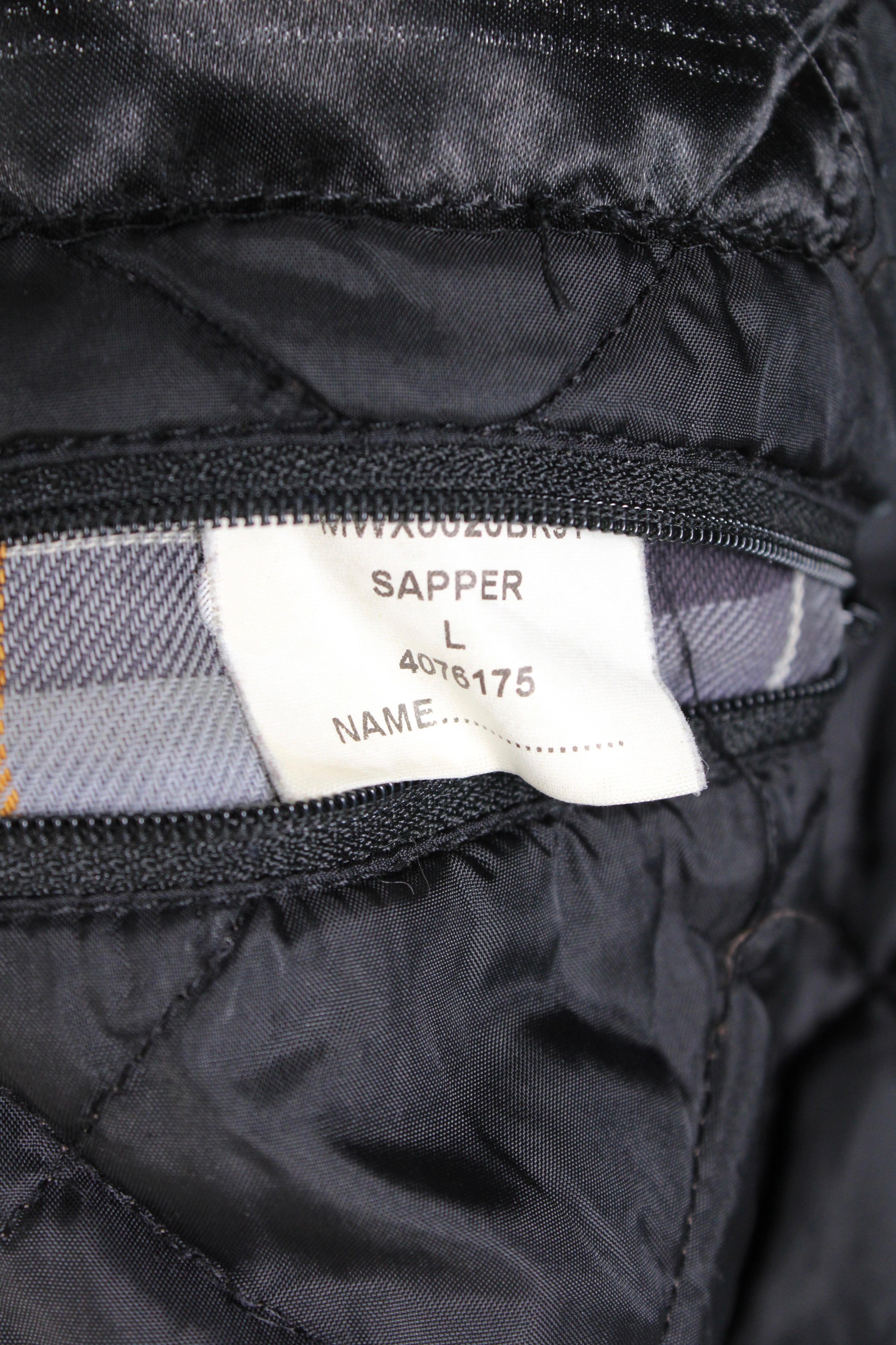 BARBOUR SAPPER WAXED JACKET BLACK - L