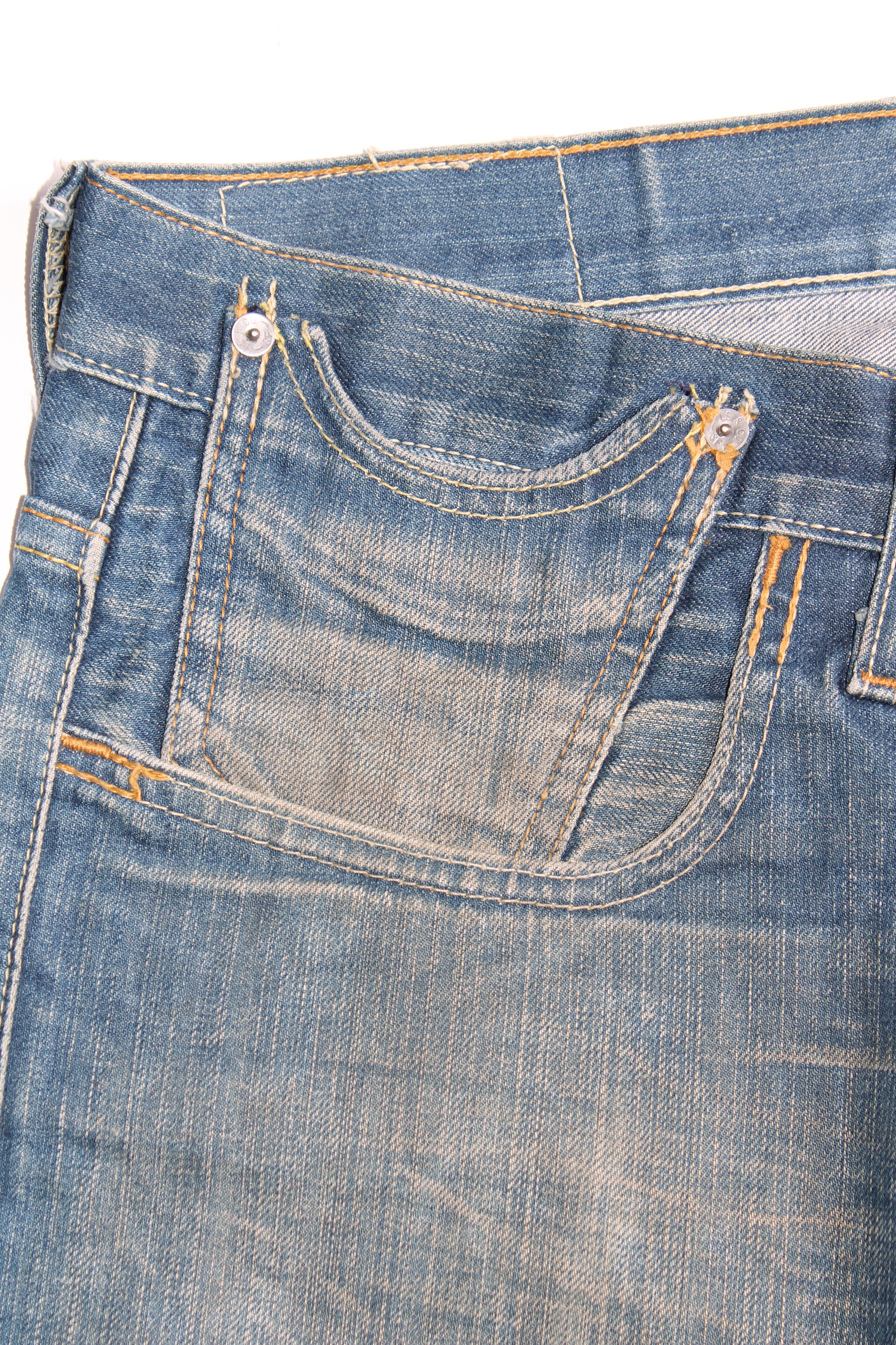 LEVIS 504 JEANS SHORTS LIGHT BLUE WASH - W33