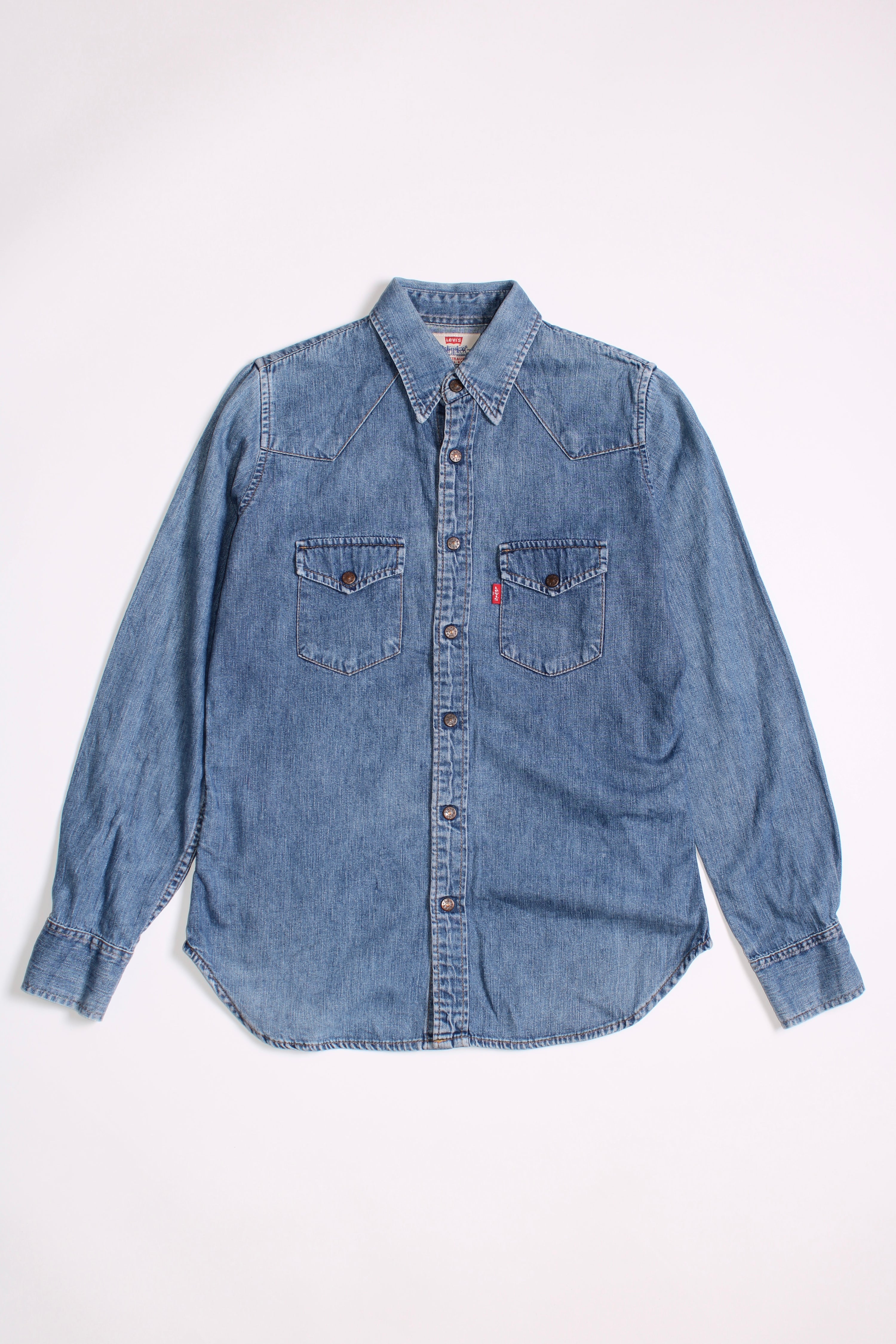 LEVIS VINTAGE WESTERN DENIM SHIRT BLUE WASH 1990S VTG - XS