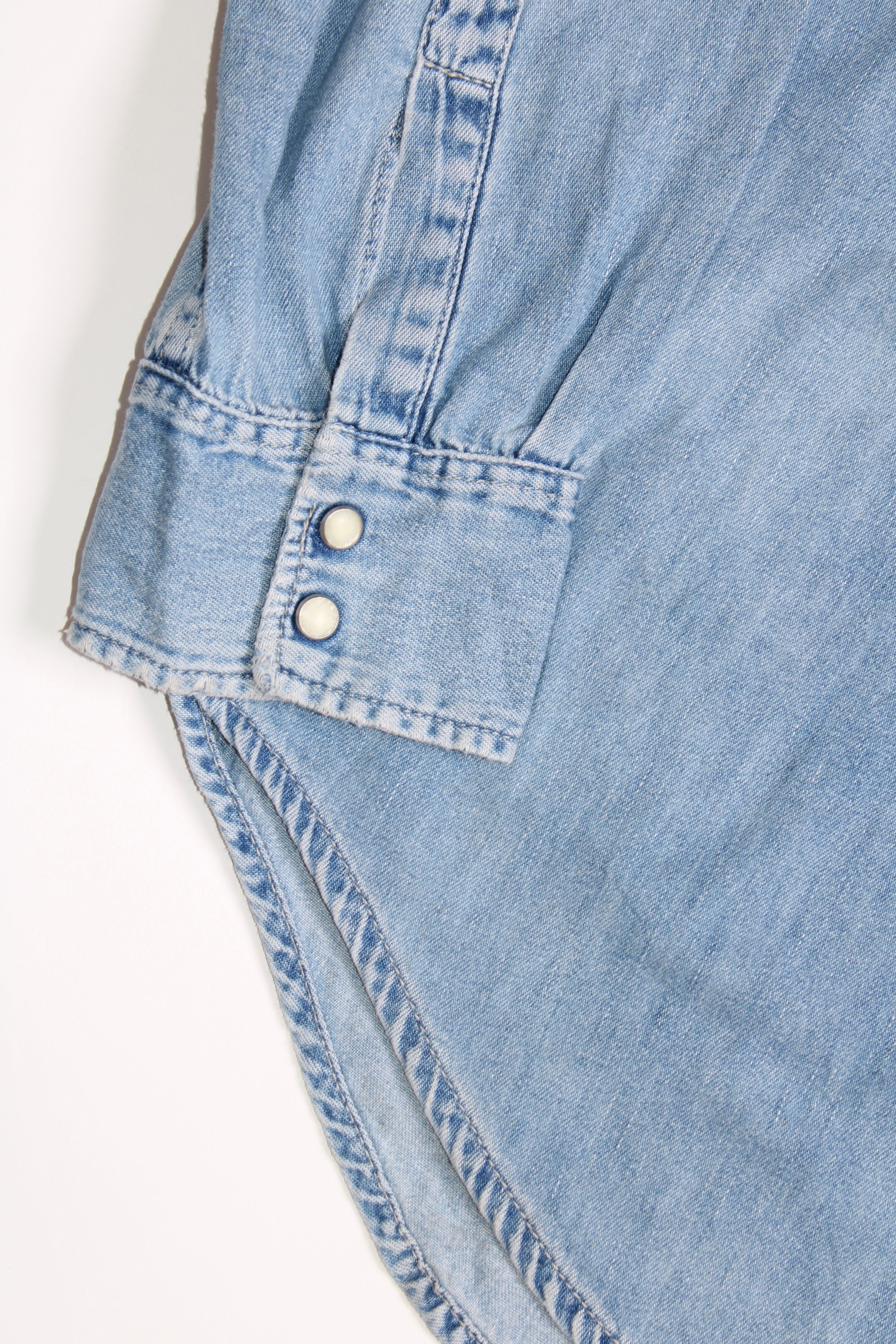 LEVIS VINTAGE WESTERN DENIM SHIRT LIGHT BLUE WASH 1990S VTG - XXL