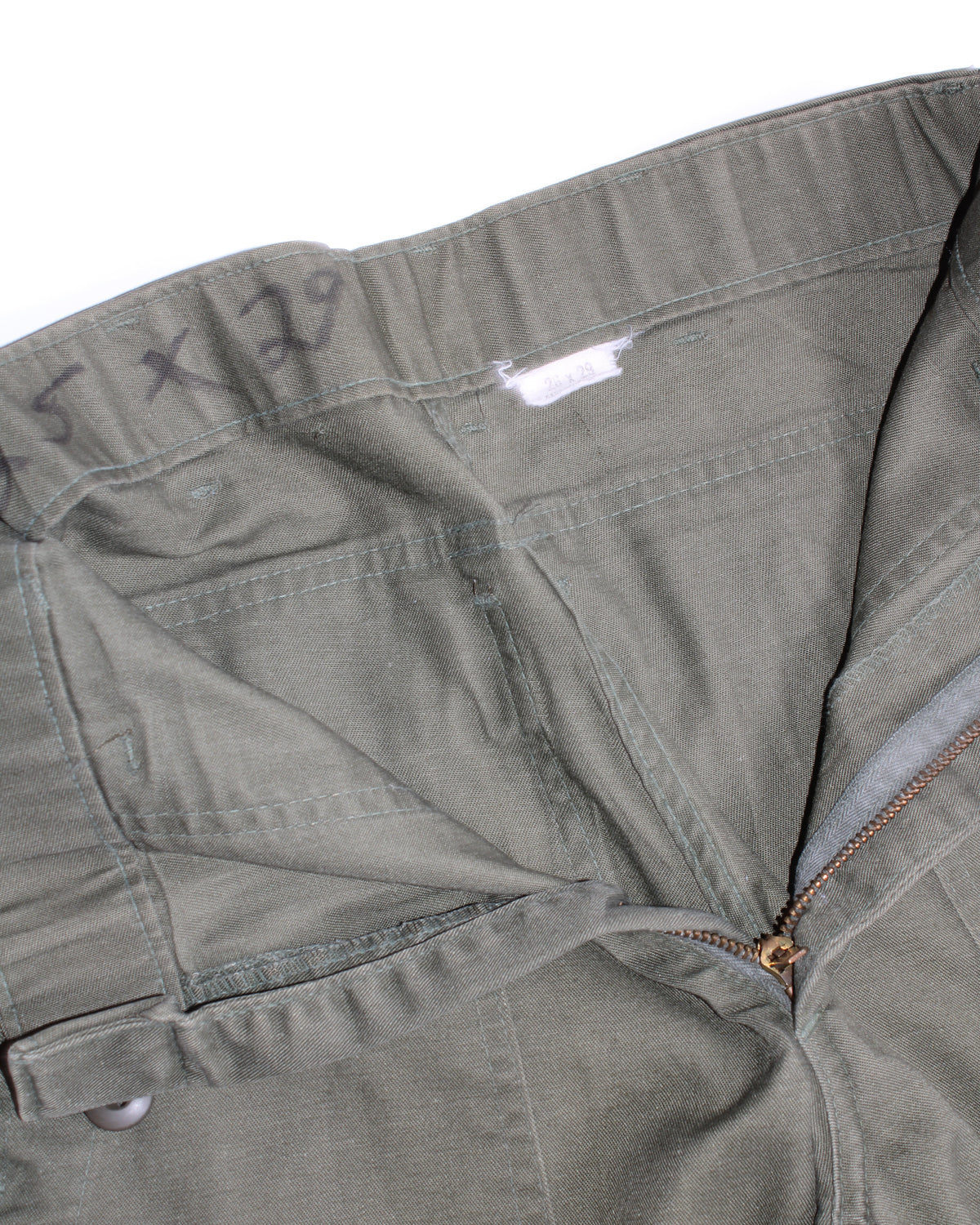 US ARMY VINTAGE OG 507 FATIGUE PAINTER PANTS OLIVE GREEN - W26