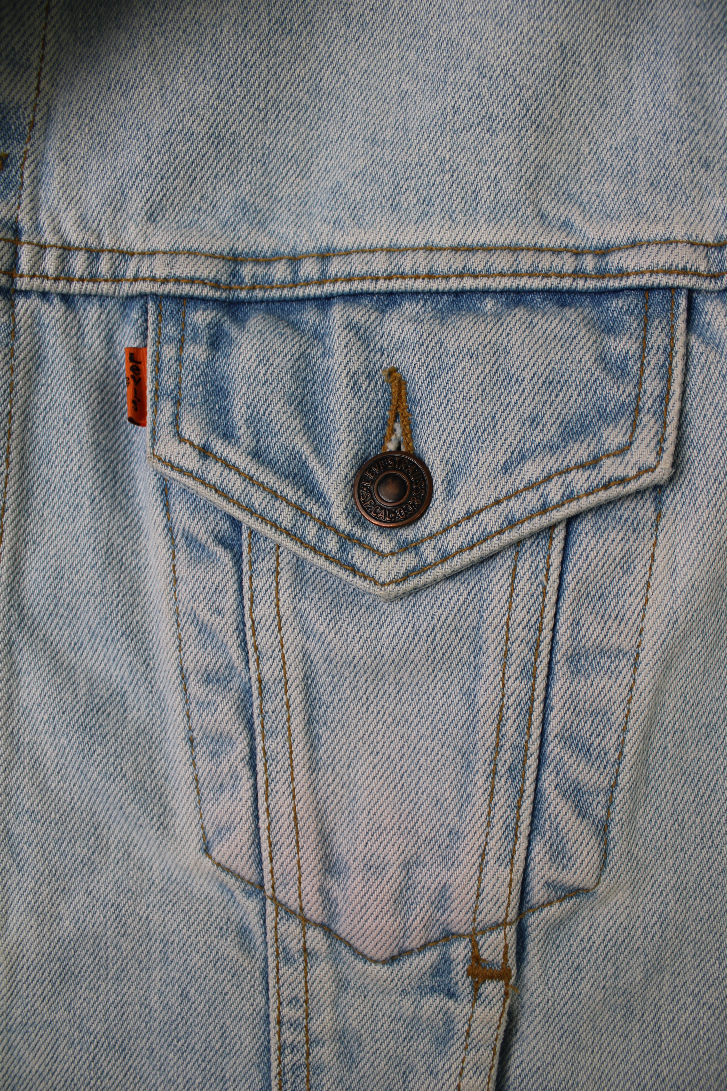 LEVIS VINTAGE DENIM TRUCKER JACKET ORANGE TAB 1990S VTG - M