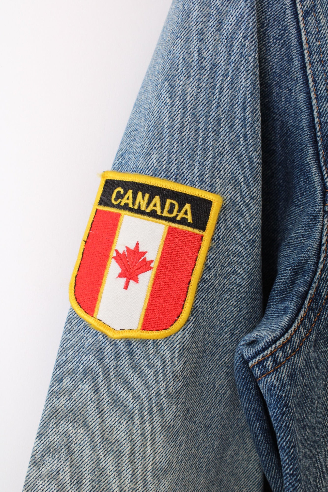 LEVIS VINTAGE DENIM TRUCKER JACKET VTG ORANGE TAB - M/L