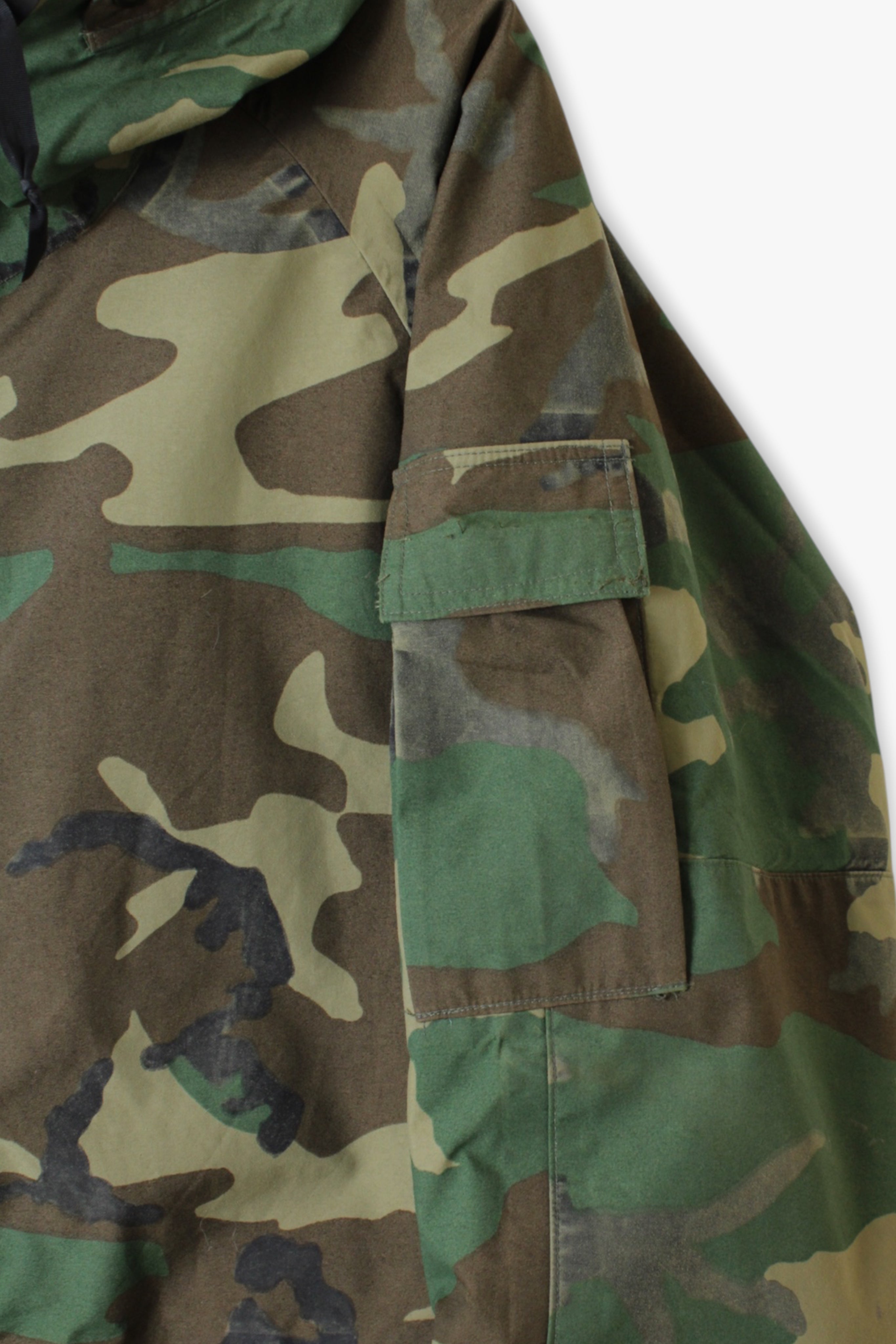 VINTAGE US ARMY GORE-TEX PARKA ECWCS