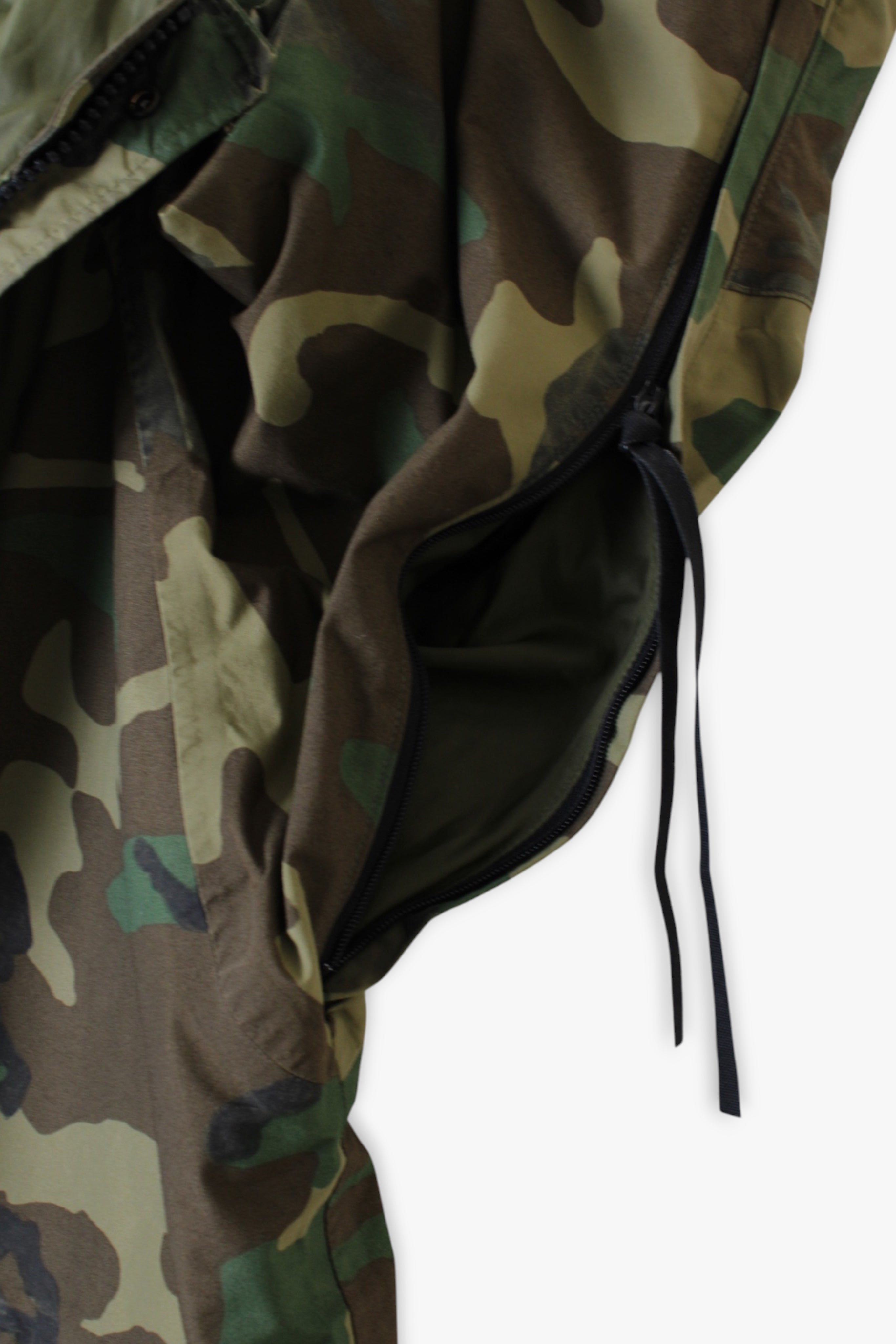 VINTAGE US ARMY GORE-TEX PARKA ECWCS